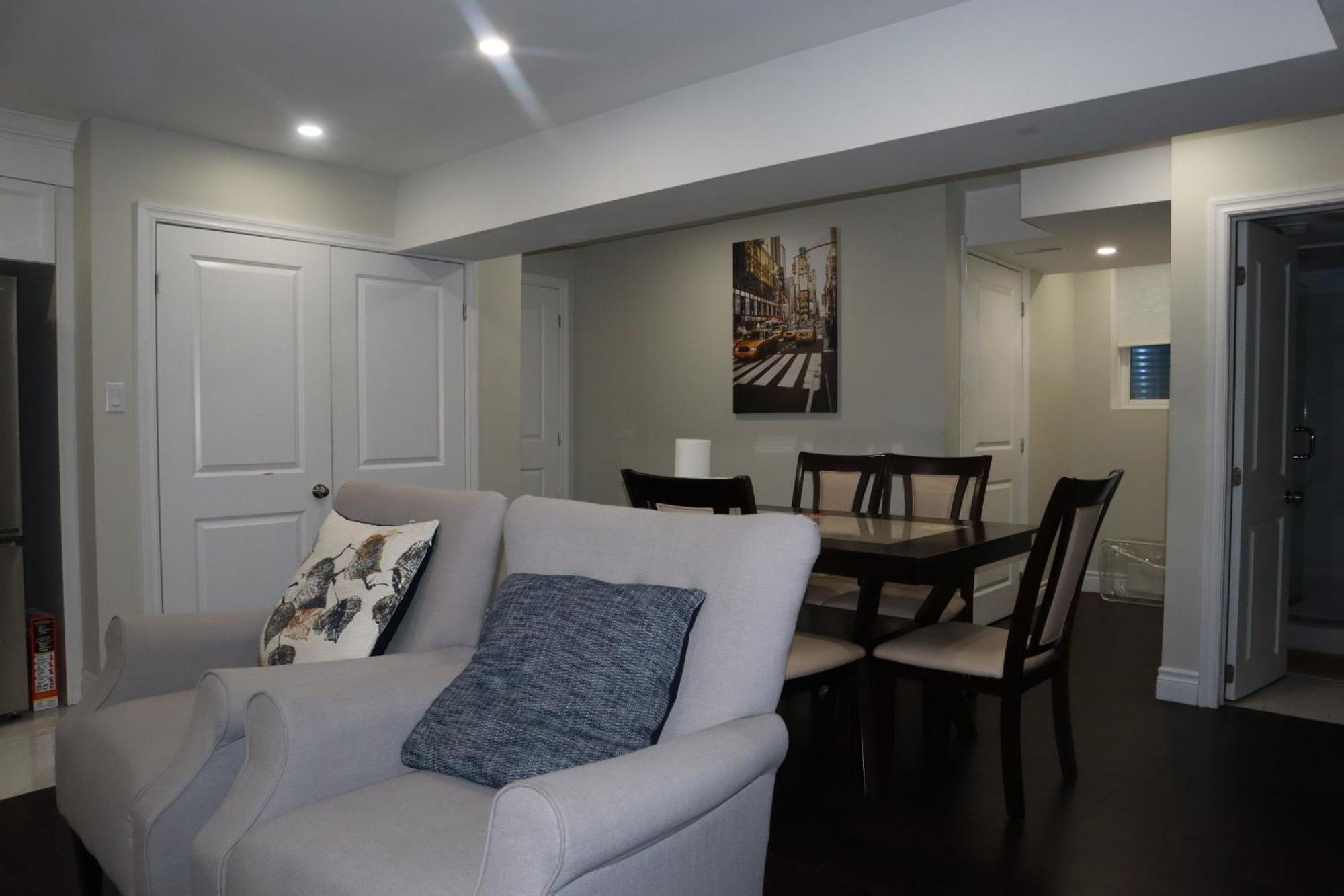 Stunning Furnished 2Bedroom/2Washroom Apartment Brampton Exterior foto